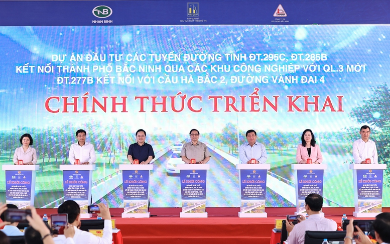 Thủ tướng dự lễ khởi công 3 tuyến đường có ý nghĩa lớn với Bắc Ninh và Hà Nội