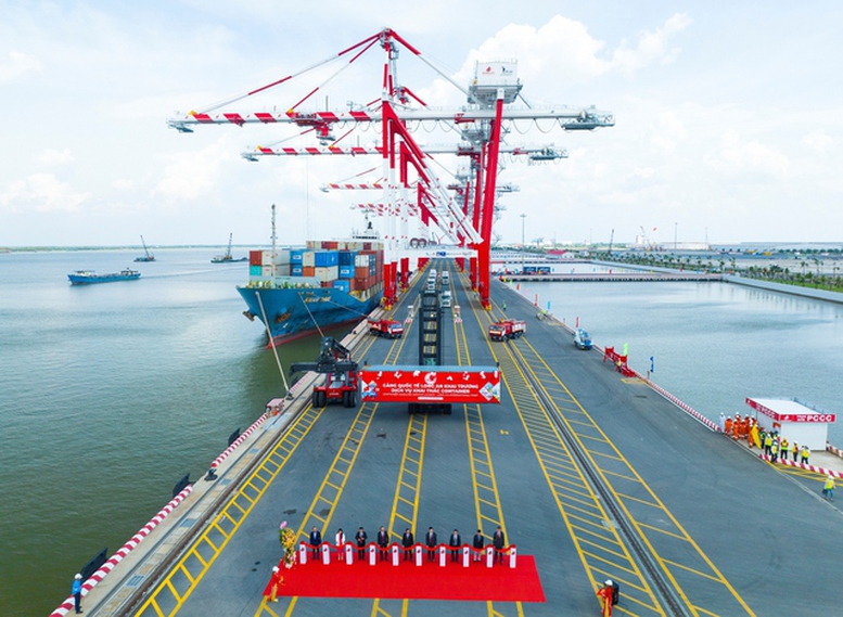 Ngân hàng Standard Chartered dự báo kinh tế Việt Nam tăng trưởng ở mức 7,0% trong nửa cuối năm 2023   - Ảnh 1.