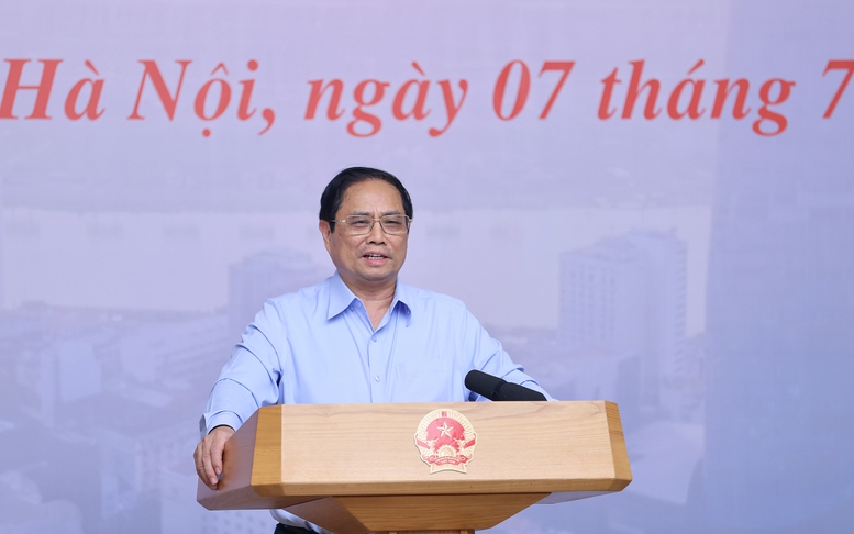 Thủ tướng: Hoàn thành hướng dẫn chính sách đặc thù với TPHCM chậm nhất là ngày 15/8