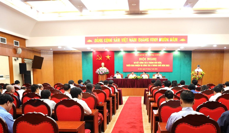 Ban Kinh tế góp phần xây dựng nhiều đề án kinh tế-xã hội quan trọng - Ảnh 3.