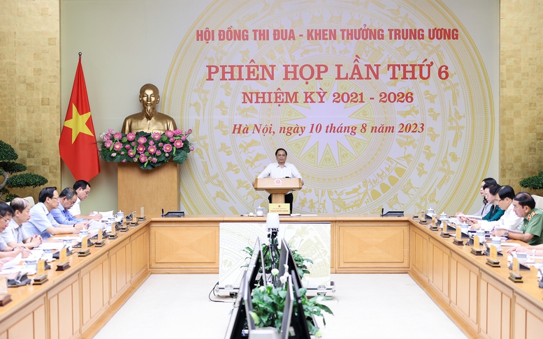Thủ tướng chủ trì phiên họp lần thứ 6 nhiệm kỳ 2021-2026 của Hội đồng Thi đua-Khen thưởng Trung ương