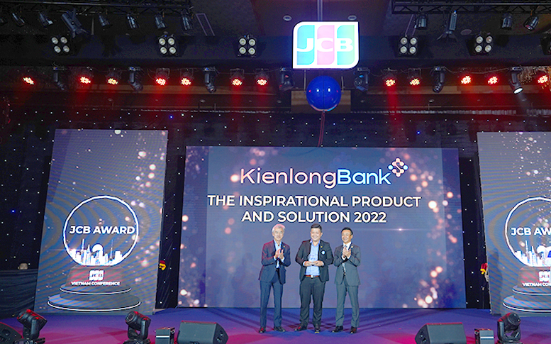 KienlongBank nhận giải thưởng 'Sản phẩm và giải pháp truyền cảm hứng 2022'