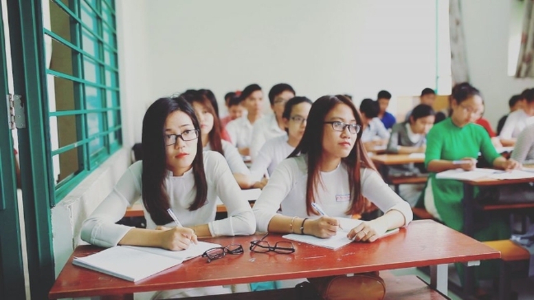 Đề xuất sinh viên sư phạm học tập yếu sẽ không được hỗ trợ sinh hoạt phí 3,63 triệu đồng/tháng - Ảnh 1.