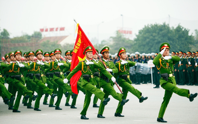 Chính phủ ban hành quy định mới về hạn tuổi phục vụ cao nhất của sĩ quan Công an nhân dân