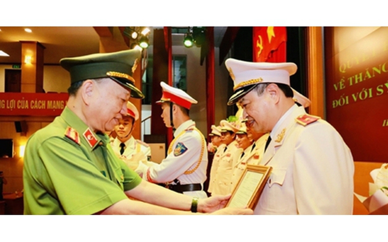 Tiêu chuẩn xét thăng hàm cấp tướng trước thời hạn