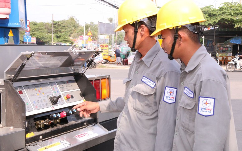 Chuyển đổi số tại EVNSPC: Tăng hiệu quả kinh doanh và chất lượng dịch vụ khách hàng sử dụng điện