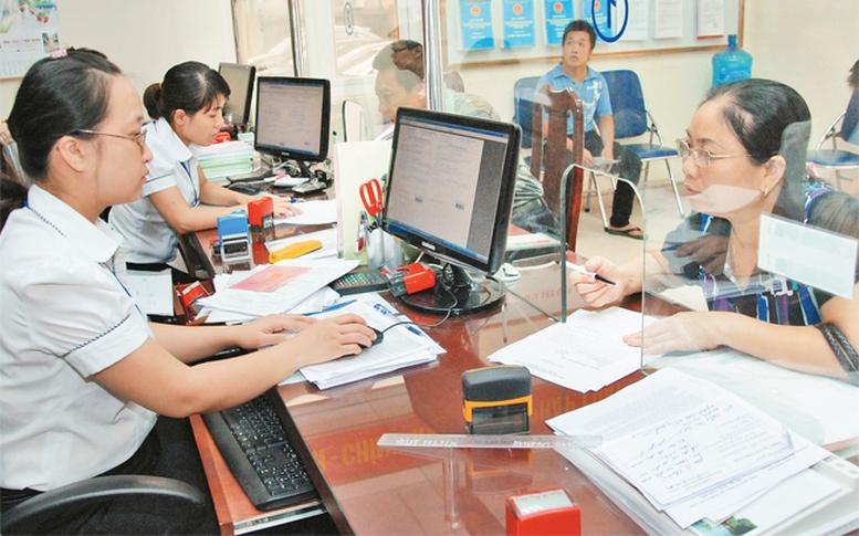 Lao động hợp đồng cơ quan hành chính có được phụ cấp công vụ?