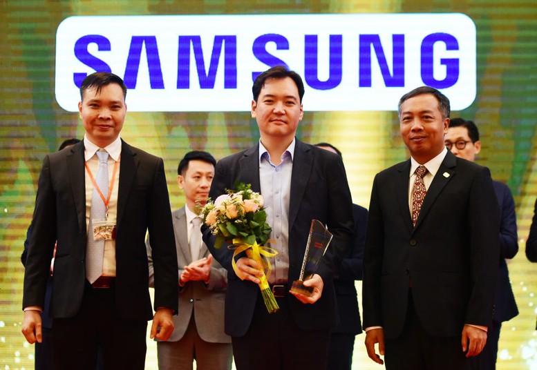 Samsung – Doanh nghiệp đồng hành tiêu biểu trên chặng đường 35 năm thu hút FDI (15/05/2023) - Ảnh 2.