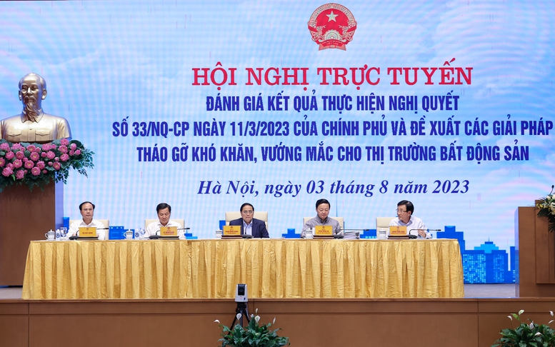 CẬP NHẬT: Thủ tướng chủ trì Hội nghị đánh giá tình hình, tháo gỡ khó khăn cho thị trường bất động sản