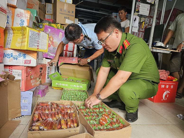 Bộ trưởng Công Thương: Mục tiêu cao nhất của QLTT không phải là xử phạt thật nhiều tiền - Ảnh 3.