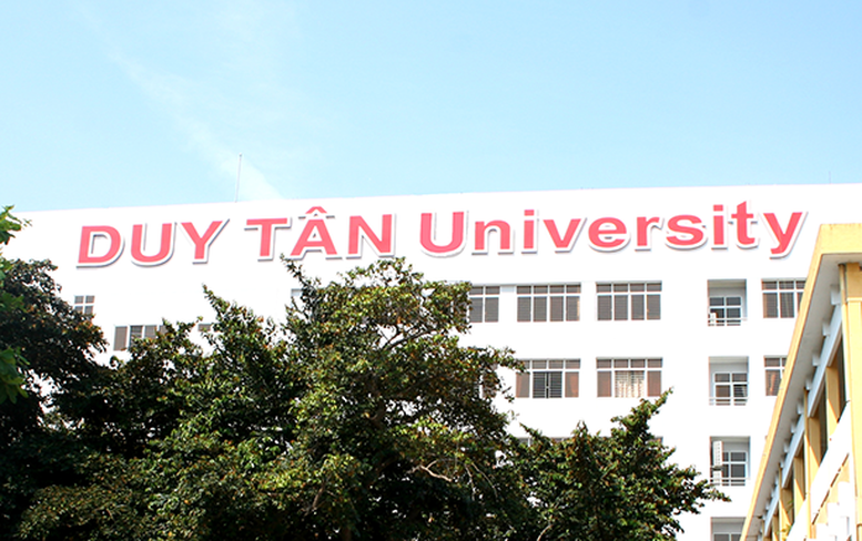 Việt Nam có 5 trường đại học lọt 'top' hàng đầu thế giới 2024 - Ảnh 1.