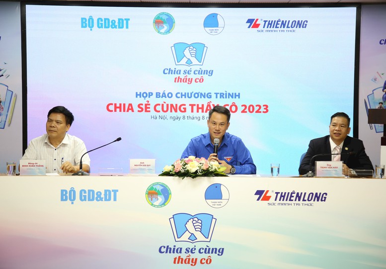 'Chia sẻ cùng thầy cô' năm 2023: Tôn vinh và lan tỏa mạnh mẽ những câu chuyện đẹp - Ảnh 3.