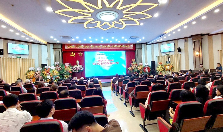 Tạp chí Cộng sản khai trương Chuyên trang Hồ sơ sự kiện điện tử - Ảnh 2.