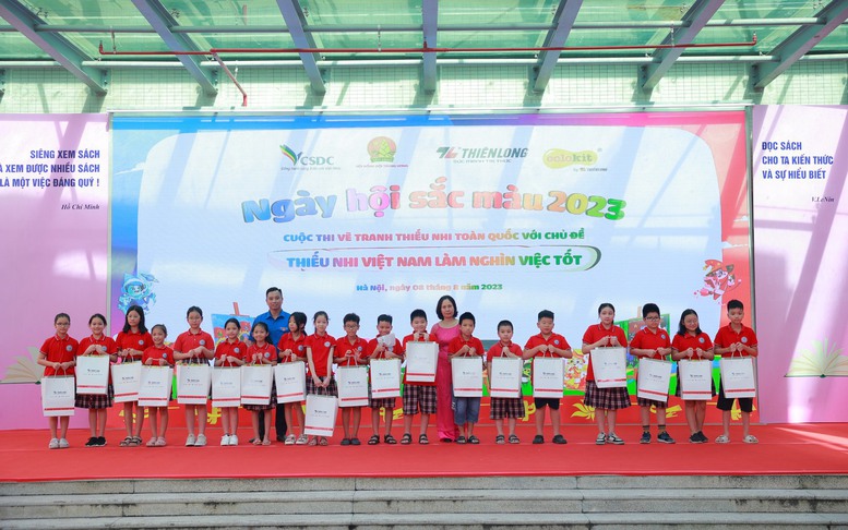 35.000 bài dự thi 'Thiếu nhi Việt Nam làm nghìn việc tốt'