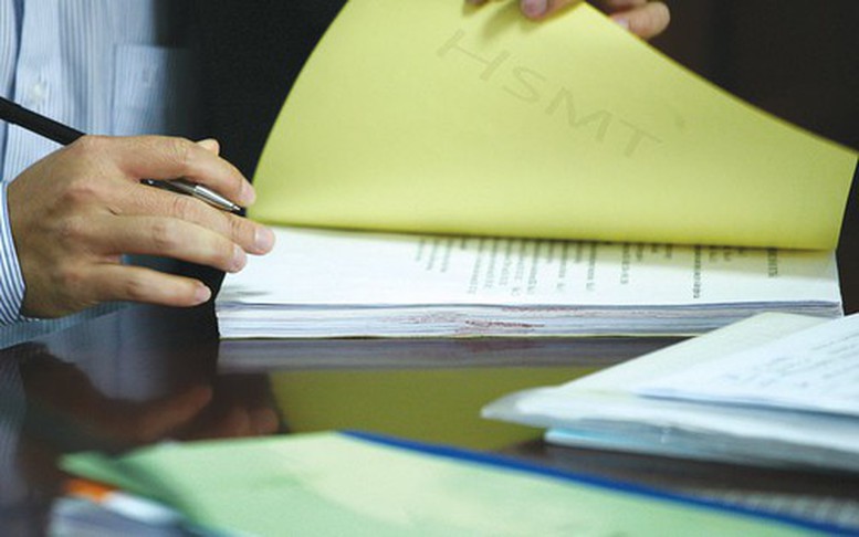 Căn cứ nào xác định gói thầu có tính chất đơn giản?