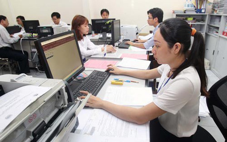 Tiếp nhận viên chức có cần chứng chỉ chức danh nghề?