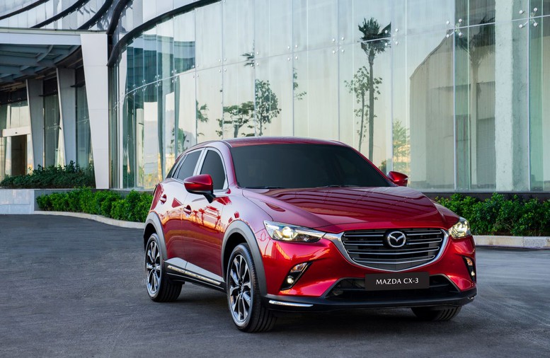 Mazda CX-30 ưu đãi giá mới tương đương 50% LPTB - Ảnh 1.