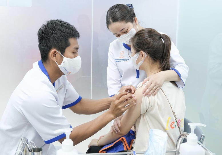 Vaccine sẽ là cú hích mạnh cho phòng, chống sốt xuất huyết - Ảnh 1.