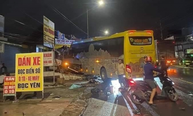 Liên tiếp xảy ra 2 vụ tai nạn giao thông nghiêm trọng tại Đồng Nai, Hà Giang - Ảnh 1.