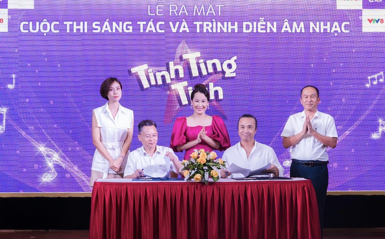 Thi sáng tác và tự trình diễn âm nhạc - Ảnh 1.