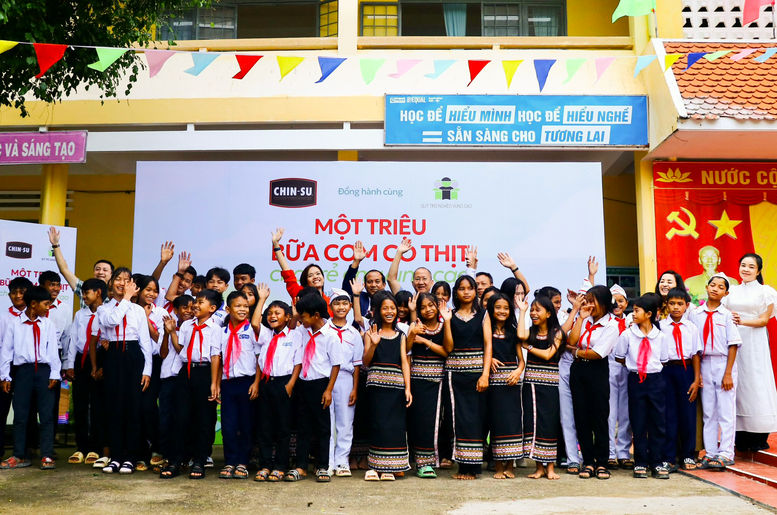 CHIN-SU và Quỹ Trò nghèo vùng cao khởi động chương trình “Một triệu bữa cơm có thịt” - Ảnh 2.