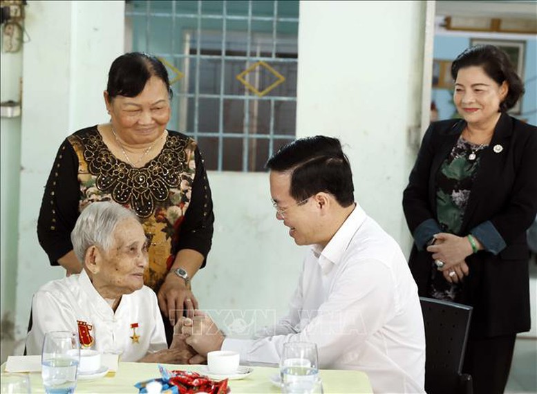 Chủ tịch nước Võ Văn Thưởng dự lễ tổng kết công tác vận động, hỗ trợ xây dựng nhà cho người nghèo tại Sóc Trăng- Ảnh 2.