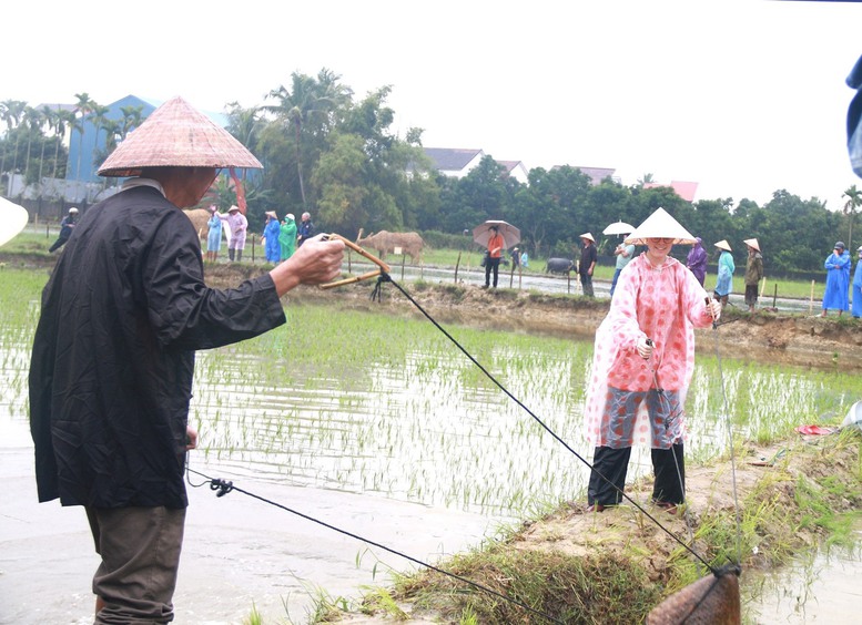 Du khách quốc tế đến Hội An tăng mạnh- Ảnh 2.