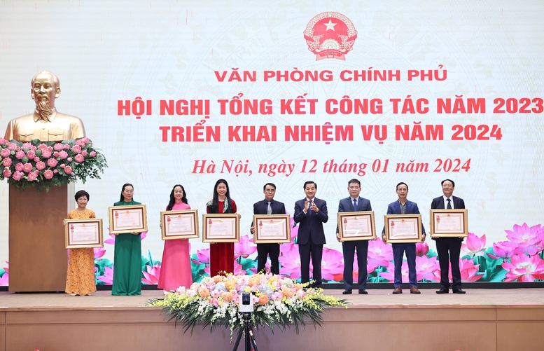 Trong thành tựu chung, trong mỗi điểm sáng đều có sự đóng góp quan trọng, thiết thực của Văn phòng Chính phủ- Ảnh 7.