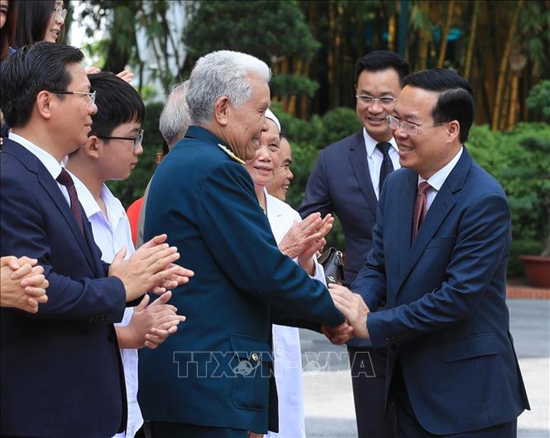 Chủ tịch nước gặp mặt đoàn đại biểu trong chương trình 'Việc tử tế'- Ảnh 1.