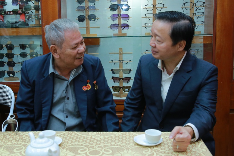 Phó Thủ tướng Trần Hồng Hà thăm, tặng quà Tết cho hộ nghèo tại Bắc Ninh- Ảnh 5.