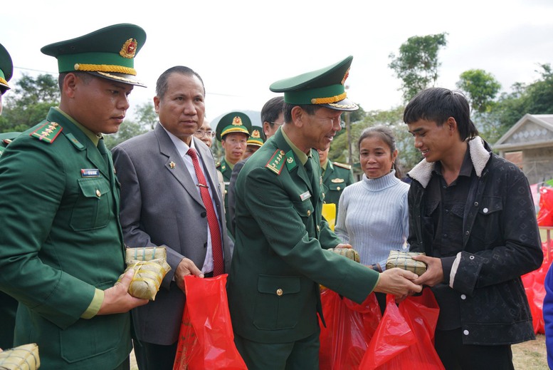 Xuân đến với bà con bản biên giới Quảng Trị- Ảnh 2.