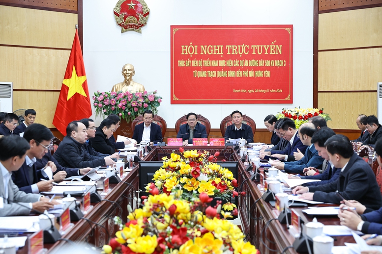 Thủ tướng chủ trì Hội nghị với 9 tỉnh thúc đẩy tiến độ đường dây 500 kV mạch 3- Ảnh 1.