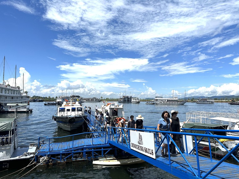 Bài 2: Phát triển du lịch biển, đảo chuyên nghiệp, trở thành điểm đến hấp dẫn- Ảnh 1.