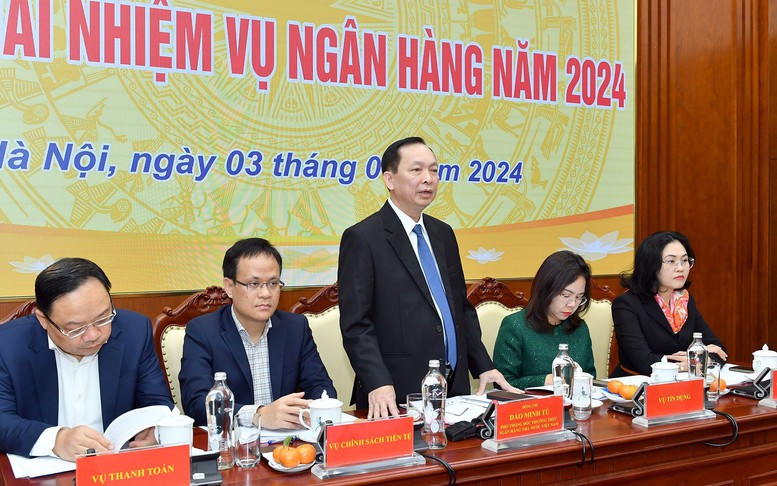 Năm 2024: NHNN kỳ vọng nền kinh tế hấp thụ 2 triệu tỷ đồng vốn tín dụng