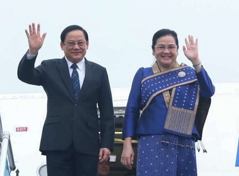 Thủ tướng Lào Sonexay Siphandone đến Hà Nội, bắt đầu chuyến thăm chính thức Việt Nam- Ảnh 1.