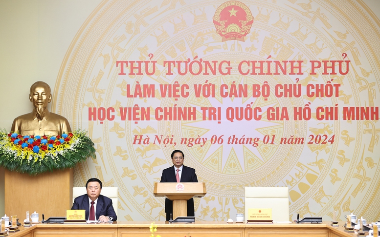 Thủ tướng Chính phủ làm việc với cán bộ chủ chốt Học viện Chính trị quốc gia Hồ Chí Minh