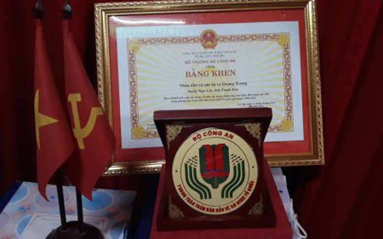Đề xuất sửa quy định về hiện vật khen thưởng trong Công an nhân dân