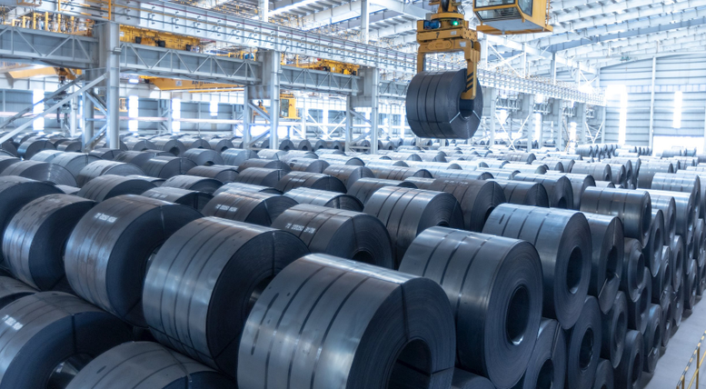 Thép cuộn cán nóng nhập khẩu tiếp tục 'ồ ạt' vào Việt Nam- Ảnh 1.
