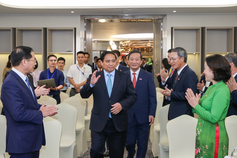 Việt Nam đi đầu trong các nỗ lực thúc đẩy hoà bình, ổn định, phát triển bao trùm và bền vững trên toàn cầu- Ảnh 12. Việt Nam đi đầu trong các nỗ lực thúc đẩy hoà bình, ổn định, phát triển bao trùm và bền vững trên toàn cầu- Ảnh 12.