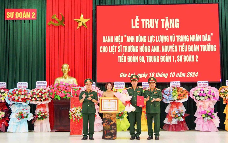 Truy tặng danh hiệu Anh hùng LLVTND cho nguyên Sư đoàn trưởng Sư đoàn 2 Trương Hồng Anh