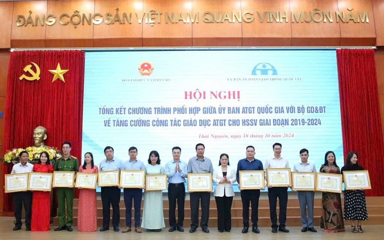 Chuyển biến về nhận thức, kỹ năng tham gia giao thông an toàn trong học sinh, sinh viên