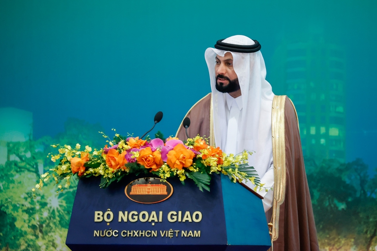 Thủ tướng: Phát triển ngành Halal vừa là 'cơ hội vàng', vừa mang ý nghĩa nhân văn sâu sắc- Ảnh 4. Thủ tướng: Phát triển ngành Halal vừa là 'cơ hội vàng', vừa mang ý nghĩa nhân văn sâu sắc- Ảnh 4.