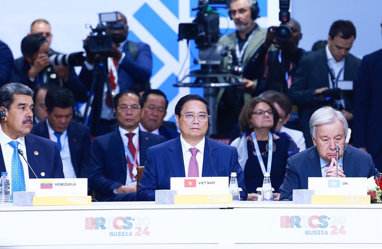 Thủ tướng Phạm Minh Chính chia sẻ thông điệp quan trọng tại Hội nghị BRICS mở rộng- Ảnh 2. Thủ tướng Phạm Minh Chính chia sẻ thông điệp quan trọng tại Hội nghị BRICS mở rộng- Ảnh 2.