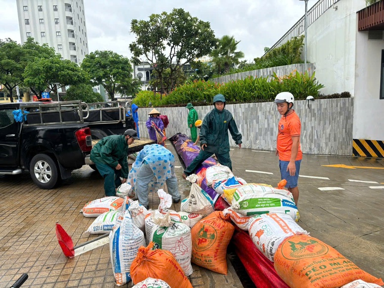 Ứng phó bão Trà Mi: Đà Nẵng đề nghị người dân hạn chế ra khỏi nhà từ 10h ngày mai- Ảnh 1.