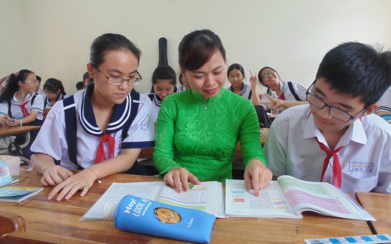 Tính giảm định mức cho giáo viên kiêm nhiệm hai chức vụ