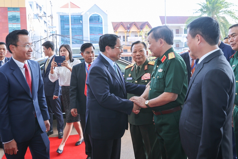 Thủ tướng Phạm Minh Chính: Tô thắm hình ảnh bộ đội Cụ Hồ trên đất nước Lào- Ảnh 1.