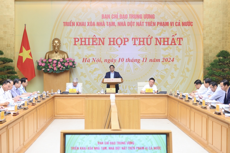 Thủ tướng chủ trì phiên họp về xoá nhà tạm, nhà dột nát trên phạm vi cả nước- Ảnh 2.