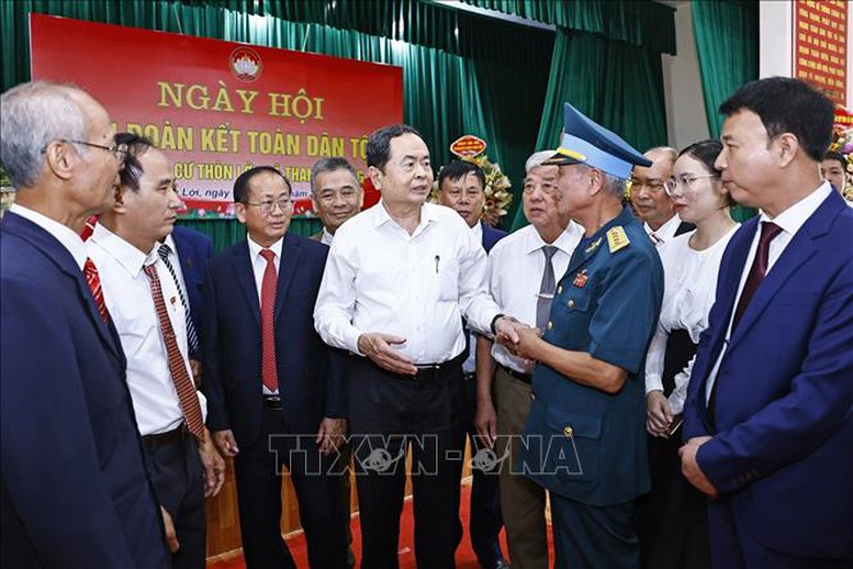 Chủ tịch Quốc hội Trần Thanh Mẫn dự Ngày hội Đại đoàn kết toàn dân tộc tại Hà Nam- Ảnh 3.