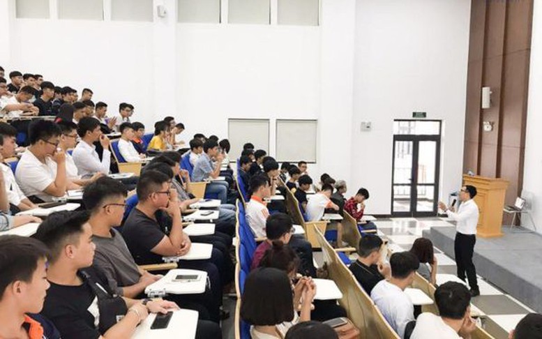 Tiêu chuẩn, điều kiện xét thăng hạng giảng viên chính