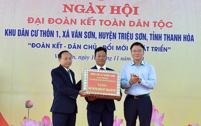 Phó Thủ tướng Lê Thành Long dự Ngày hội Đại đoàn kết toàn dân tộc tại Thanh Hóa